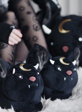 暗黑哥特KILLSTAR亚文化VAMPIR吸血鬼蝙蝠暗夜摇滚新月毛绒拖鞋