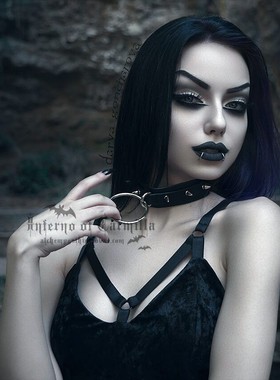 潮牌KILLSTAR Adora哥特丝绒绑带摇滚朋克小黑裙