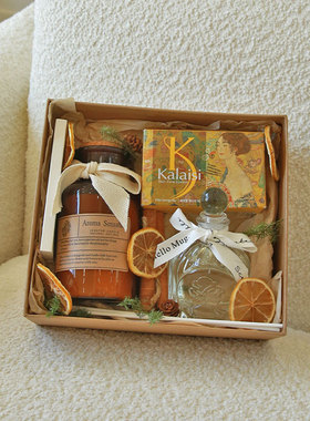 《爱丽丝仙境》香薰蜡烛礼盒小众高级感闺蜜女生生日礼物伴手礼