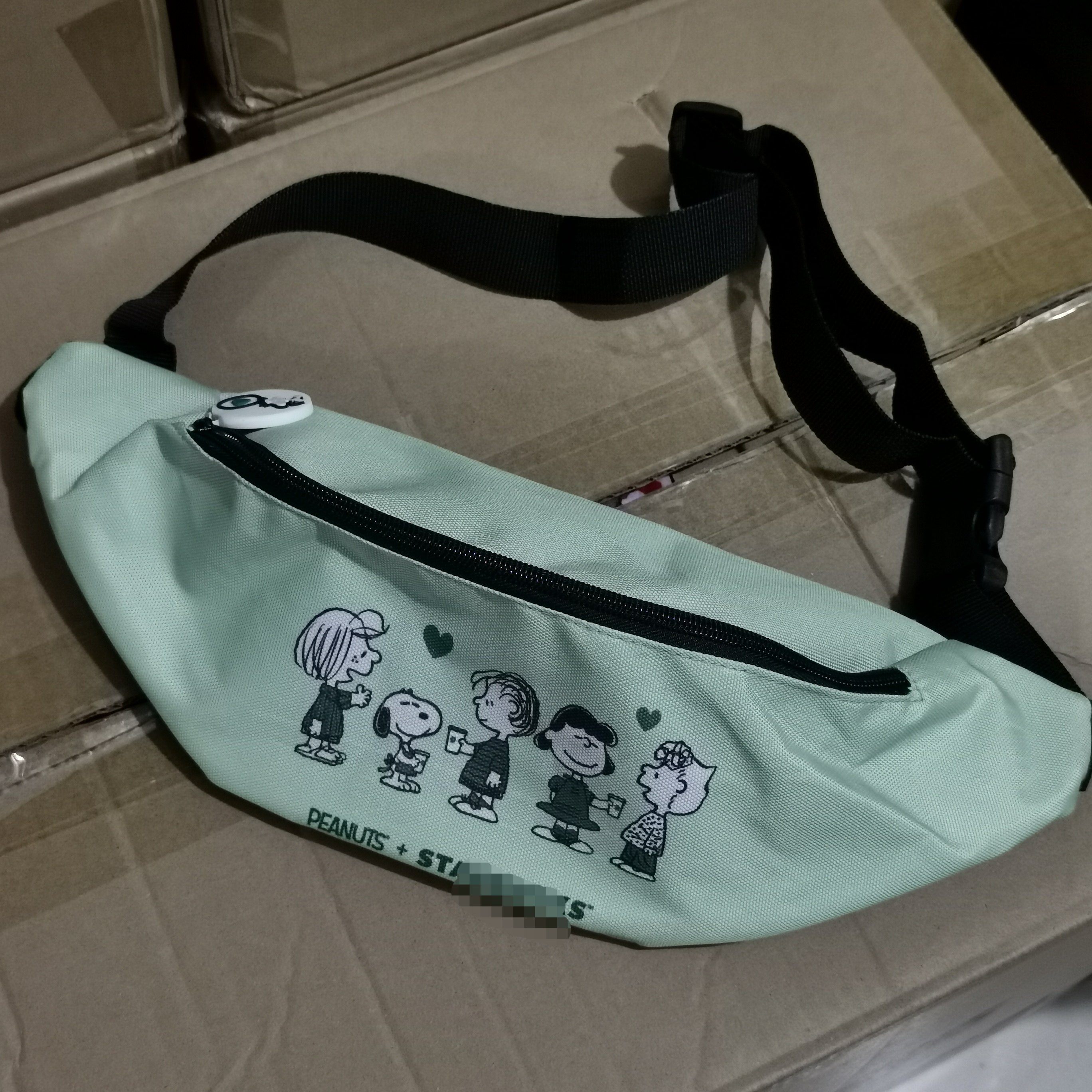 轻量化可爱卡通小清新腰包斜挎包胸包U2