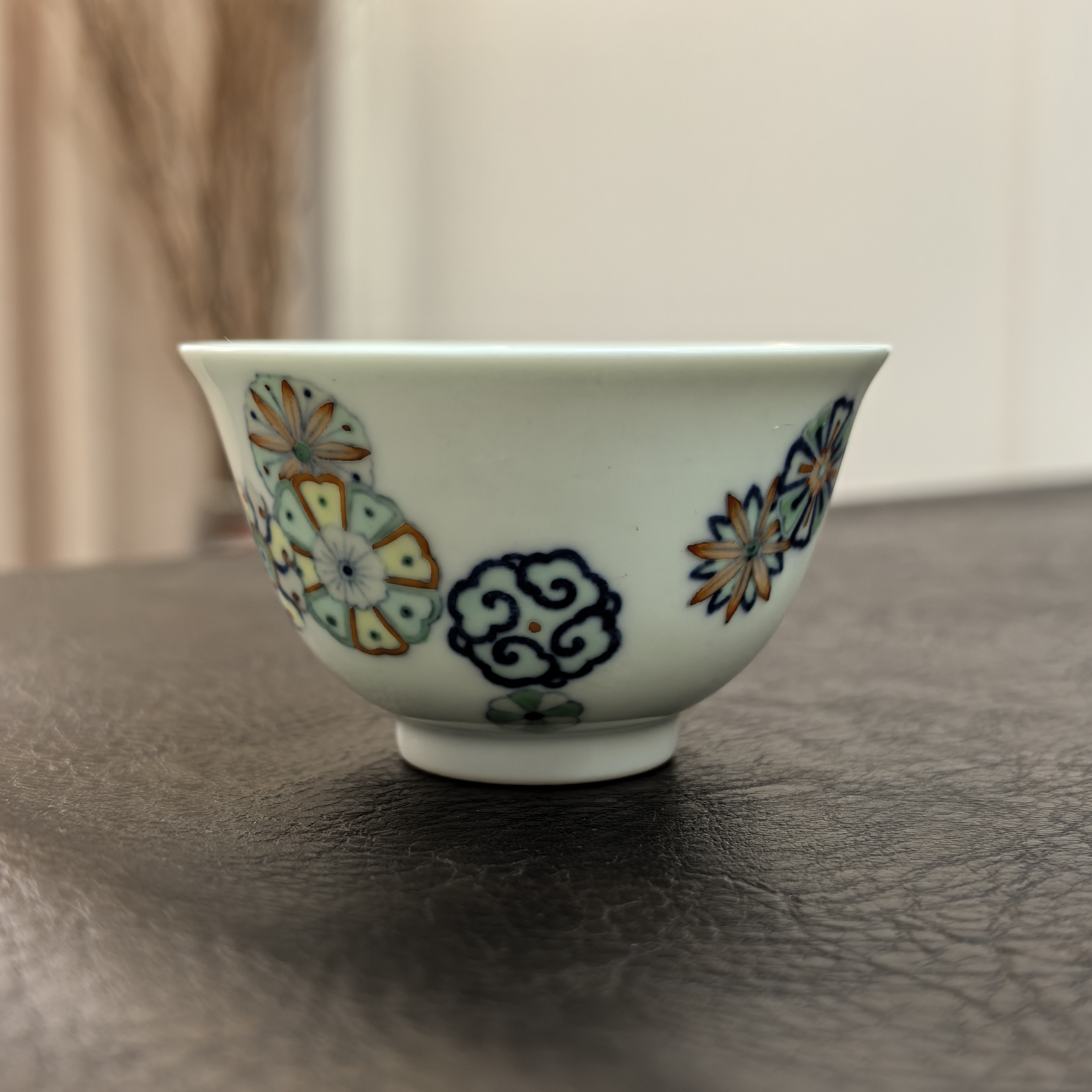 景德镇 忘言造物 安持款 曰何手绘斗彩皮球花品杯茶杯主人杯