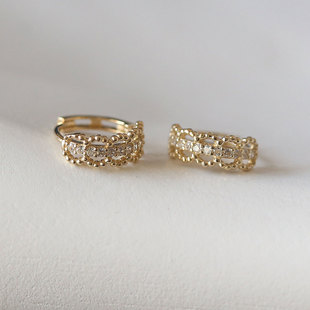 精致通勤 10K纯金蕾丝花边花瓣细闪满钻耳扣耳圈耳环 白小C.14K