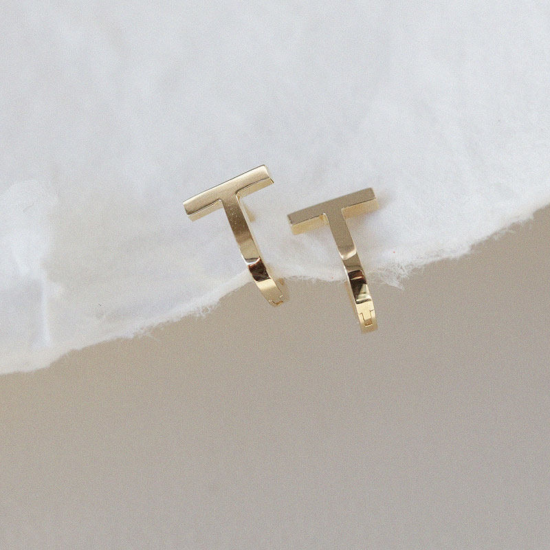 白小C 韩国黄金首饰14K金耳饰 高级款素金光面字母T型T字耳环耳扣,珠宝/钻石/翡翠,耳饰,淘宝优惠券,粉丝福利购,淘宝优惠卷