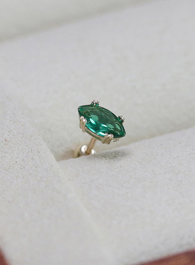 白小C黄金首饰14K/10K金耳环精致祖母绿色四爪尖钻拧螺丝耳骨耳钉