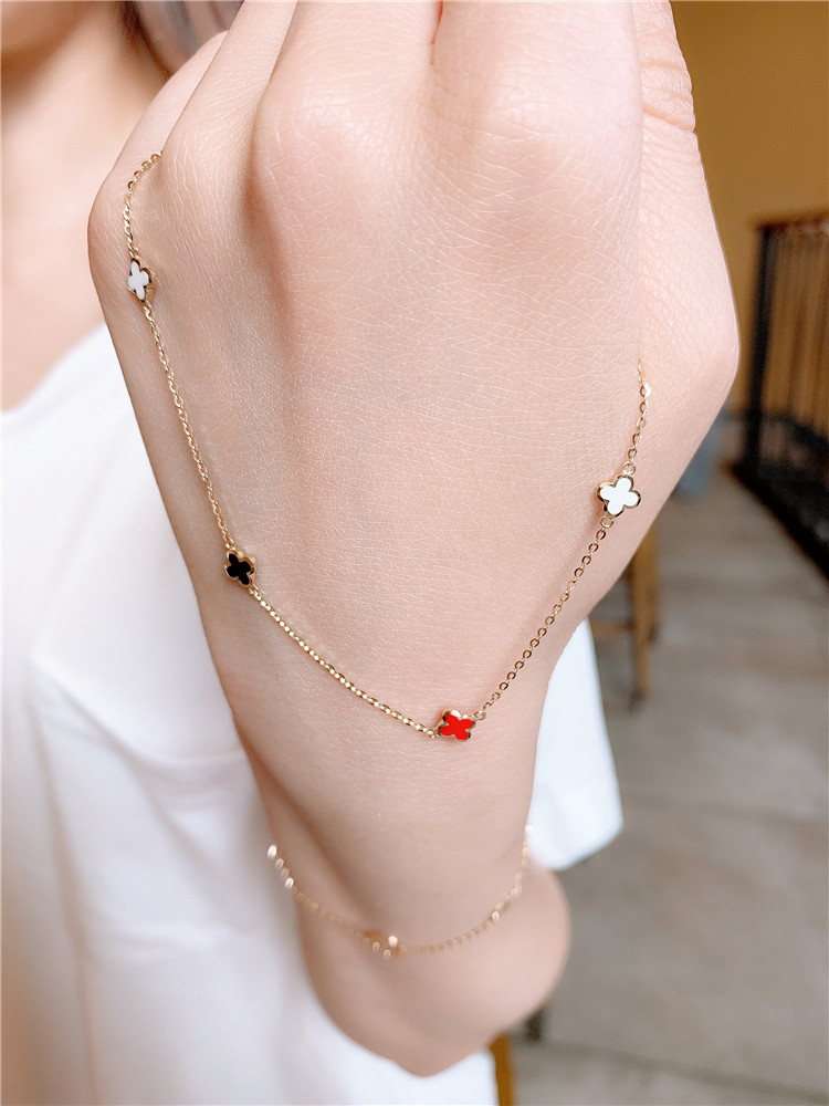 白小c黄金首饰纯金18k14k金项链 简约红黑白多个花朵锁骨链礼物女