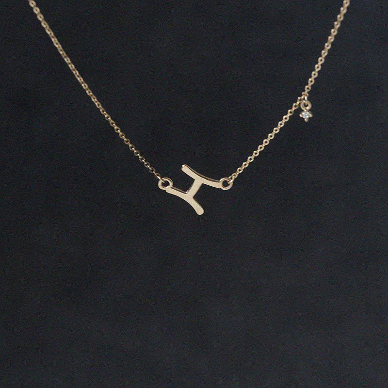 14K金黄金首饰光面字母吊坠项链
