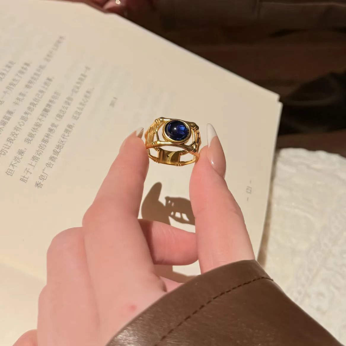 5D足金999点钻蓝宝塔黄金戒指