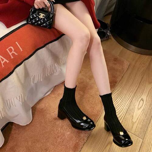 法式粗跟玛丽珍鞋女2025新款设计感圆头小皮鞋高跟鞋不累脚单鞋女
