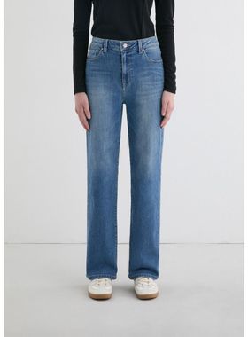 GUESS韩国代购25冬女士休闲通勤百搭显瘦蓝色水洗直筒微弹牛仔裤