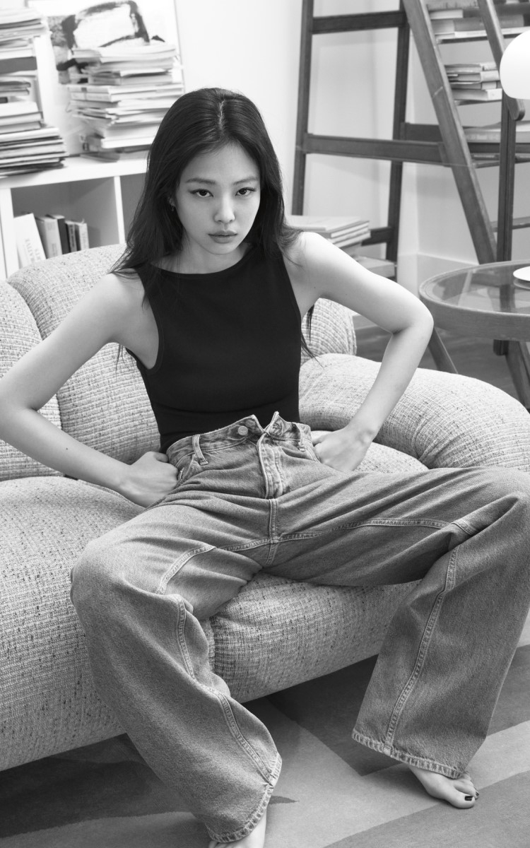 JENNIE同款24新款女士直筒牛仔裤