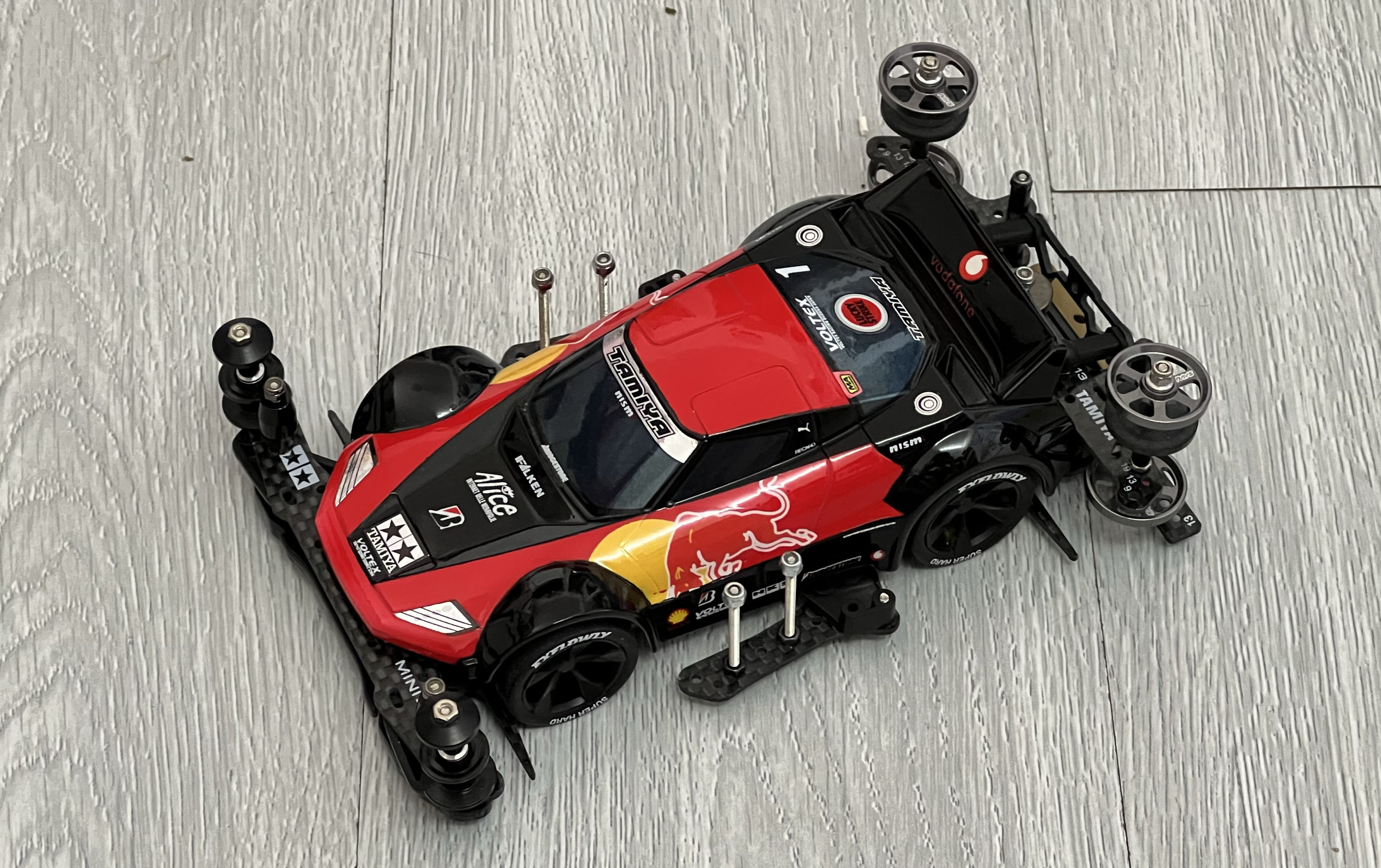 田宫四驱车 Spark Rouge红牛 MA底盘车壳（18642）