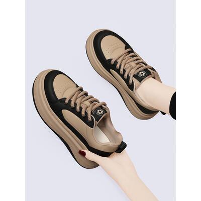 棕色厚底板鞋女款2025年新款秋冬季百搭休闲平底加绒运动鞋子