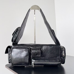 自制版24新款Superbusy机能斜挎男士B家小号单肩包油蜡牛皮手提包