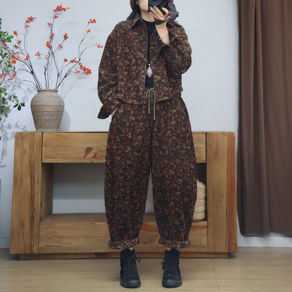 灯芯绒印花外套休闲裤复古套装