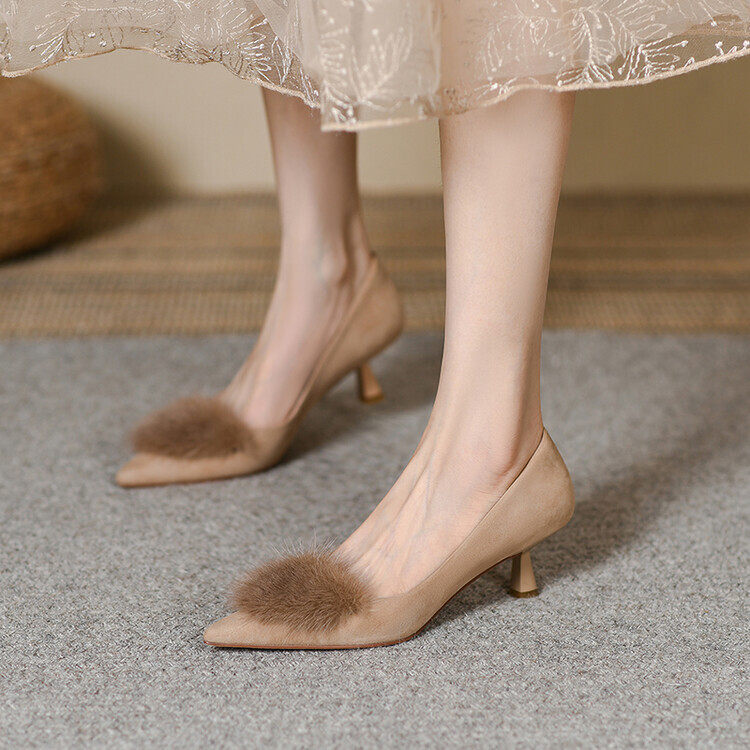 法式淑女毛球尖头细跟高跟浅口单鞋女杏色春秋反绒皮真皮女鞋 SY