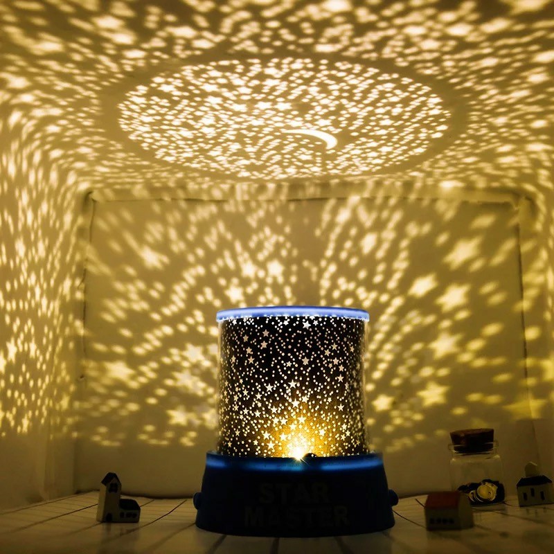 创意led星空灯生日礼物旋转投影小夜灯送女生儿童小礼物炫酷玩具