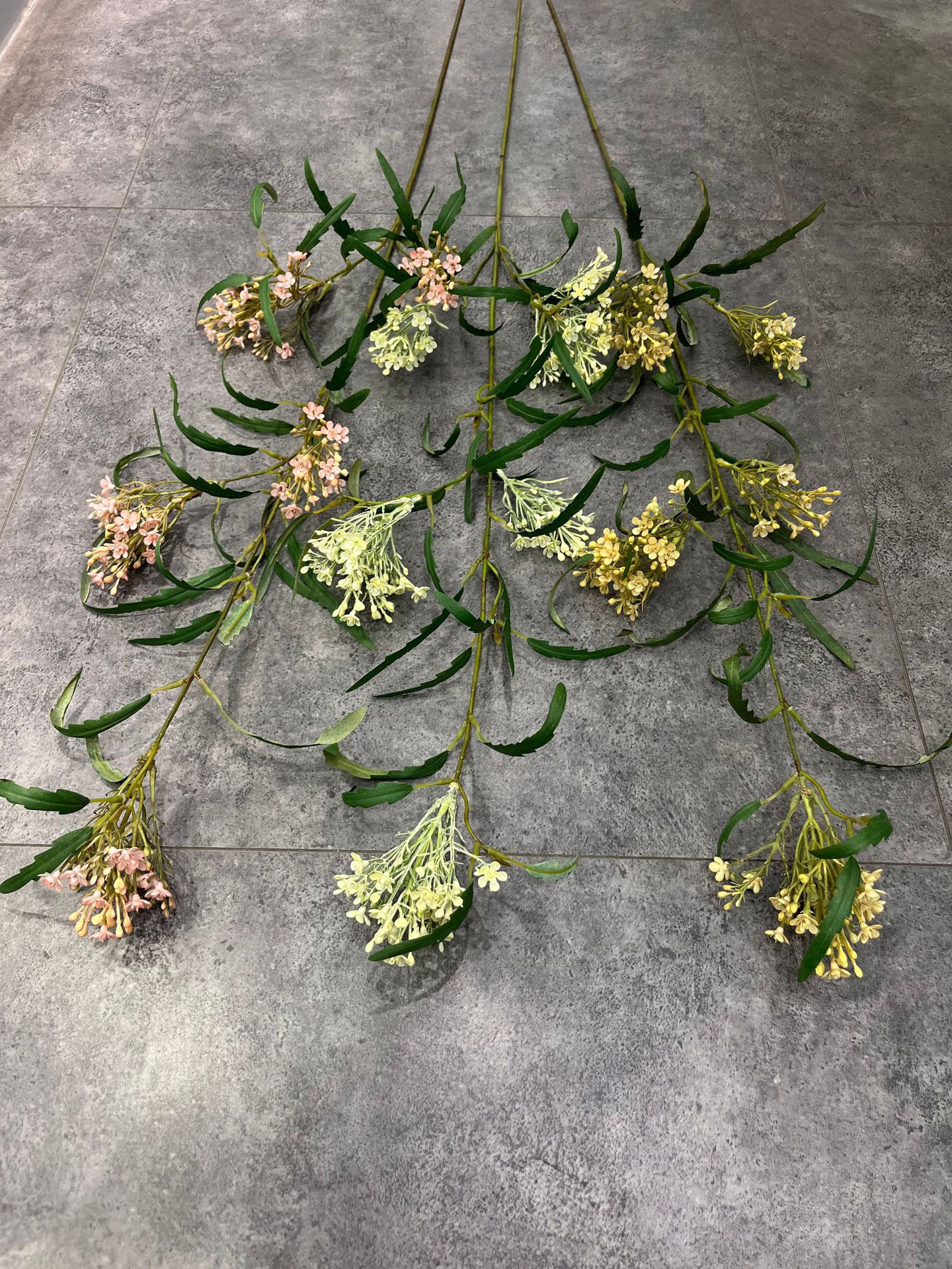 仿真花瑞香花丁香花假花高级感花束婚庆摄影装饰客厅餐桌插花摆件图片
