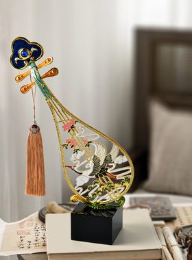 新中式高端珐琅彩仙鹤琵琶摆件