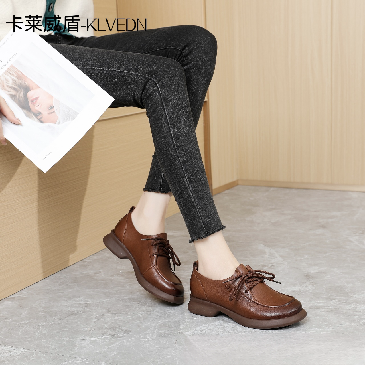 klvedn/卡莱威盾系带英伦鞋休闲女士单鞋圆头软底妈妈鞋9205057