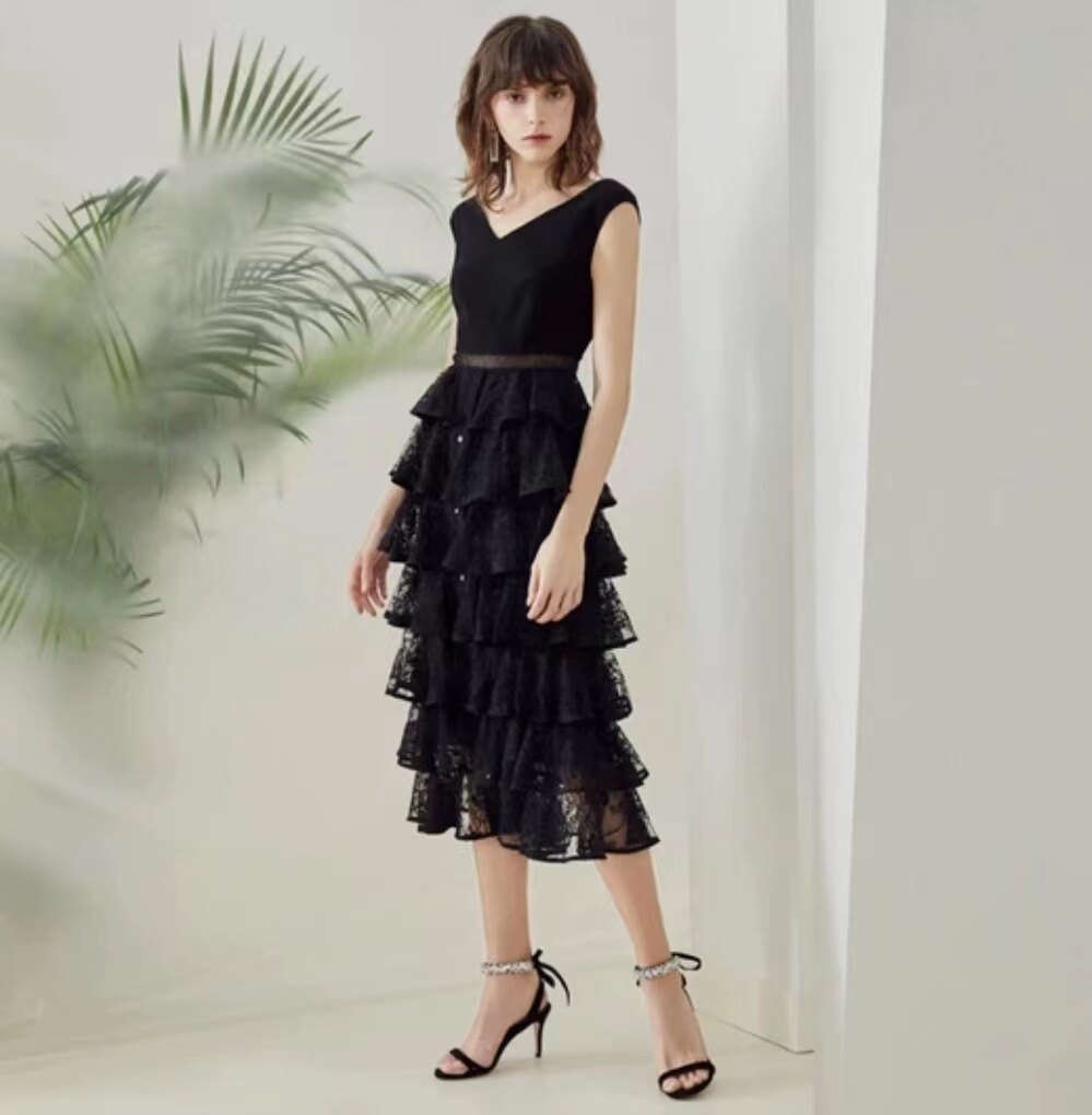 L夏季女装黑色礼服裙蕾丝拼接V领无袖蛋糕裙勾花镂空连衣裙公主裙