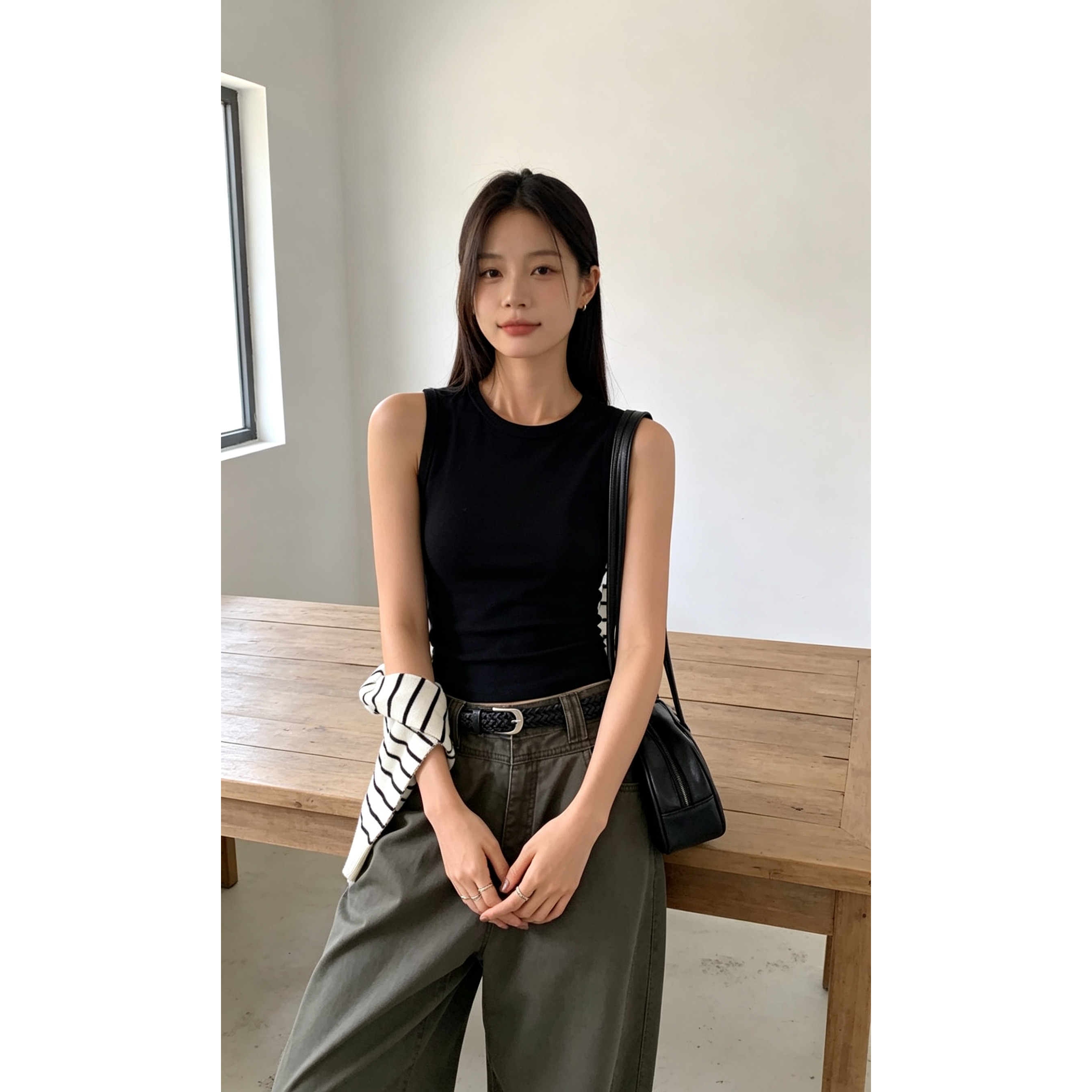 元熙女短款修身显瘦针织背心