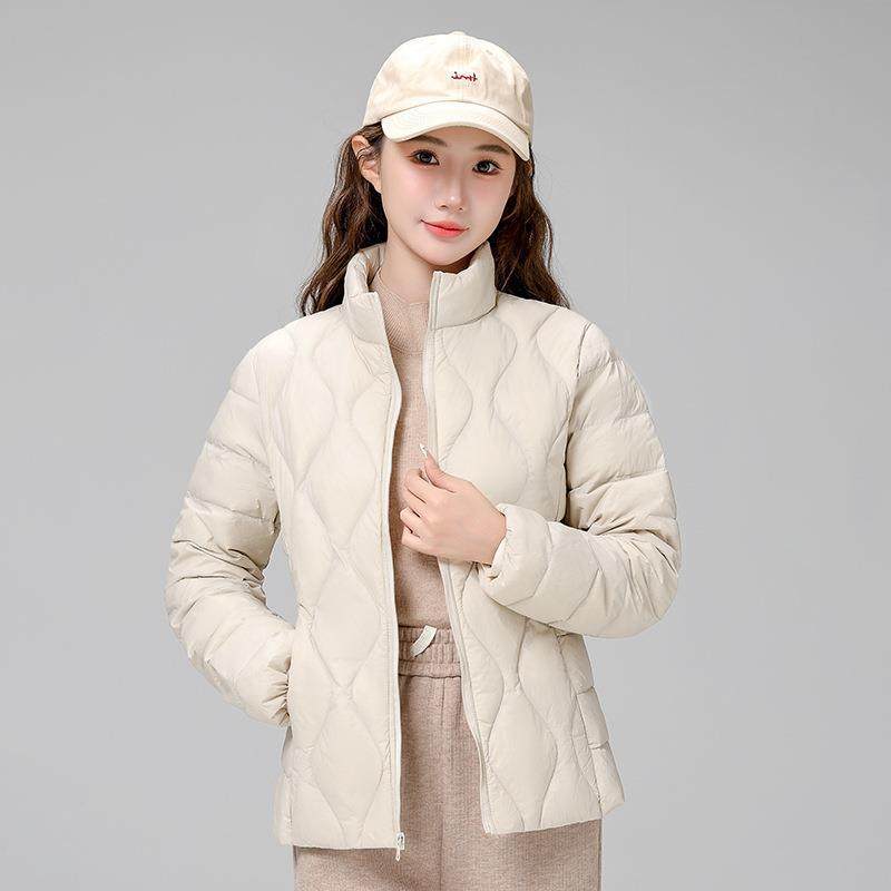 唯品会特卖断码清仓特价处理轻薄白鸭绒羽绒服女装品牌正品春秋冬