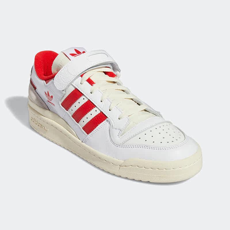 Adidas阿迪达斯三叶草低帮板鞋