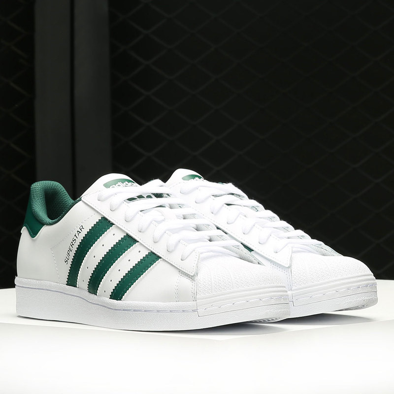 adidas阿迪达斯男低帮板鞋