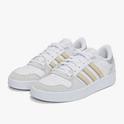 运动休闲鞋Adidas/阿迪达斯低帮
