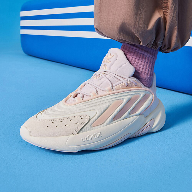 Adidas/阿迪达斯男女运动鞋