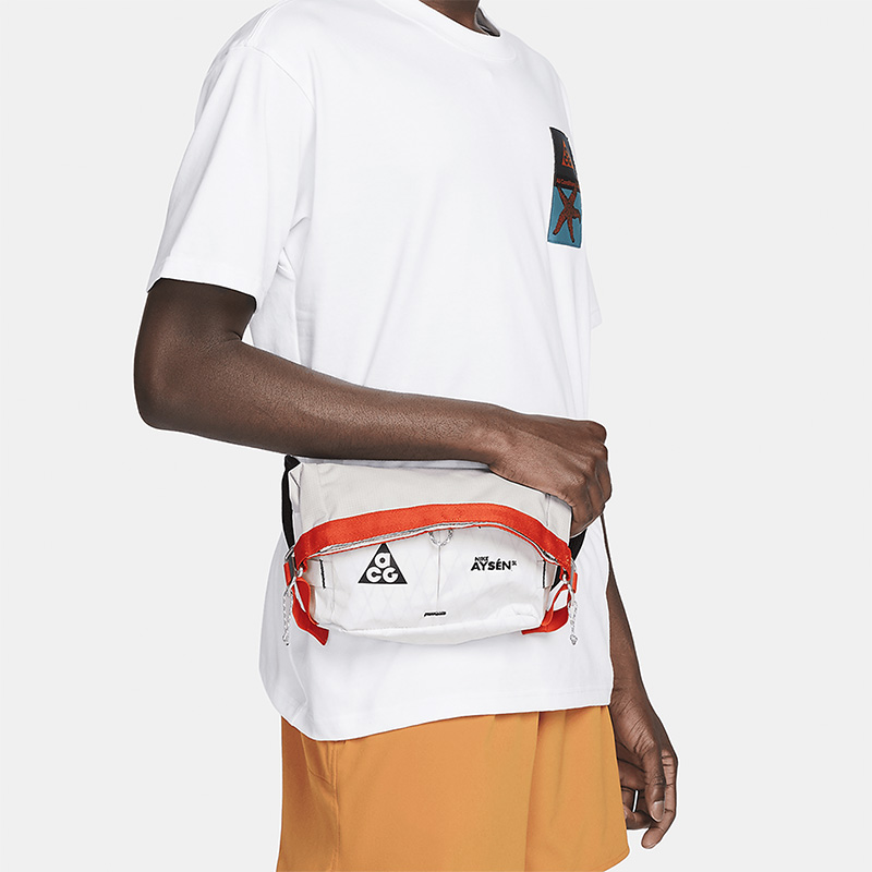 耐克男女便携收纳户外运动腰包