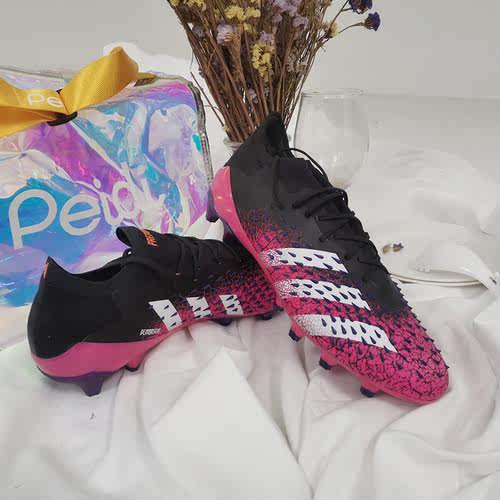 Adidas/阿迪达斯男子足球鞋