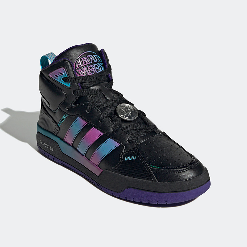 Adidas/阿迪达斯男女运动休闲鞋