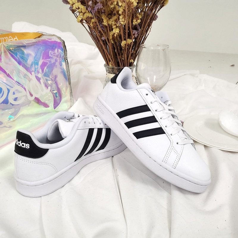 Adidas阿迪达斯正品男女休闲板鞋