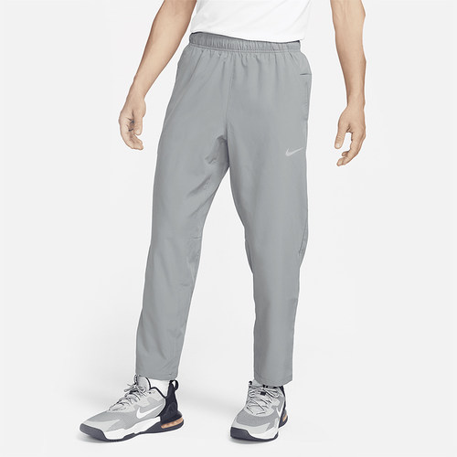 Nike/耐克男士直筒版型休闲长裤