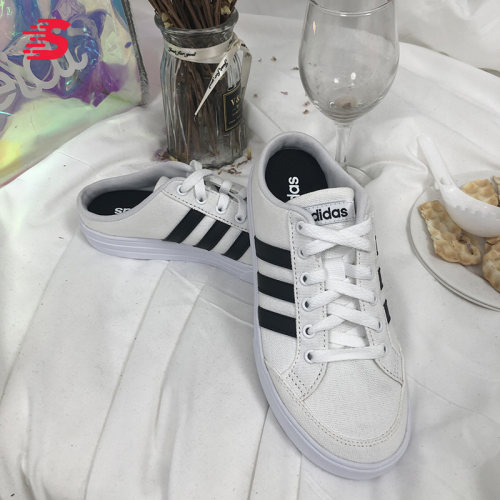 休闲运动鞋Adidas/阿迪达斯
