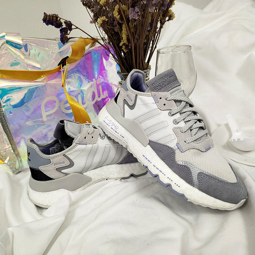 运动鞋Adidas/阿迪达斯