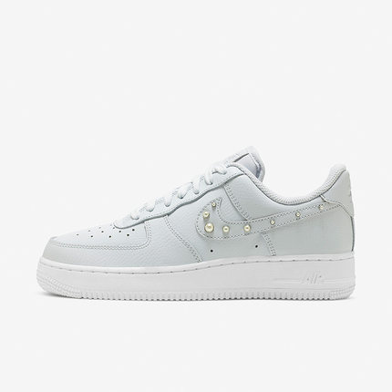 Nike/耐克正品air Force 1 新款女子低帮休闲运动板鞋 DV3810-001