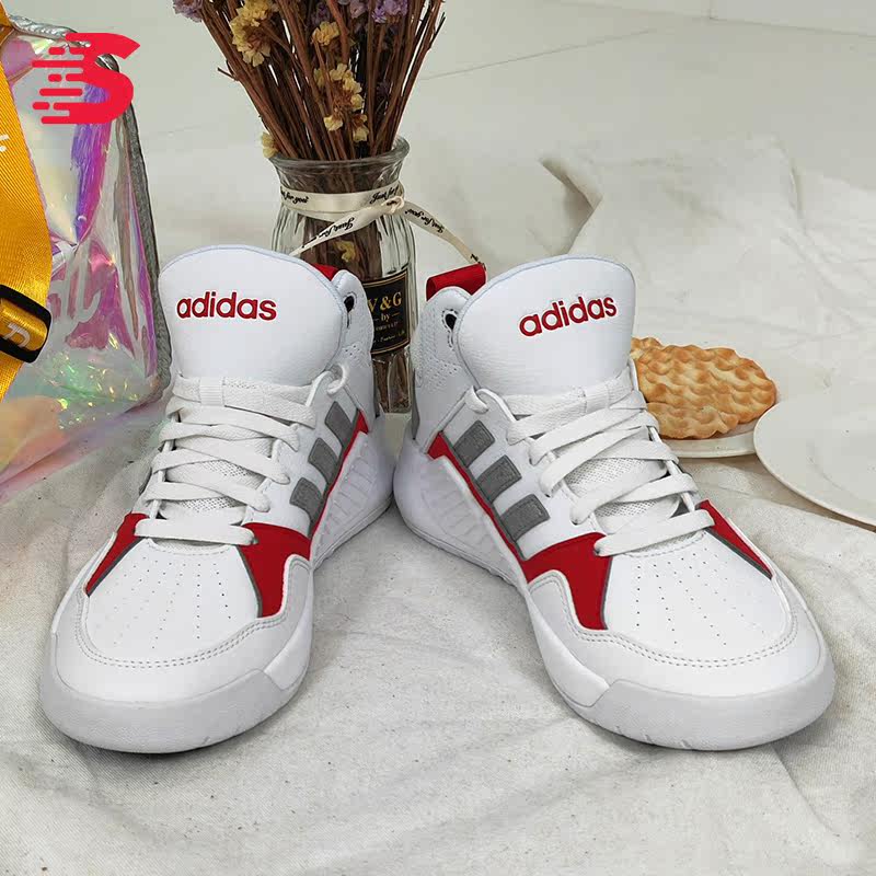 休闲鞋Adidas/阿迪达斯