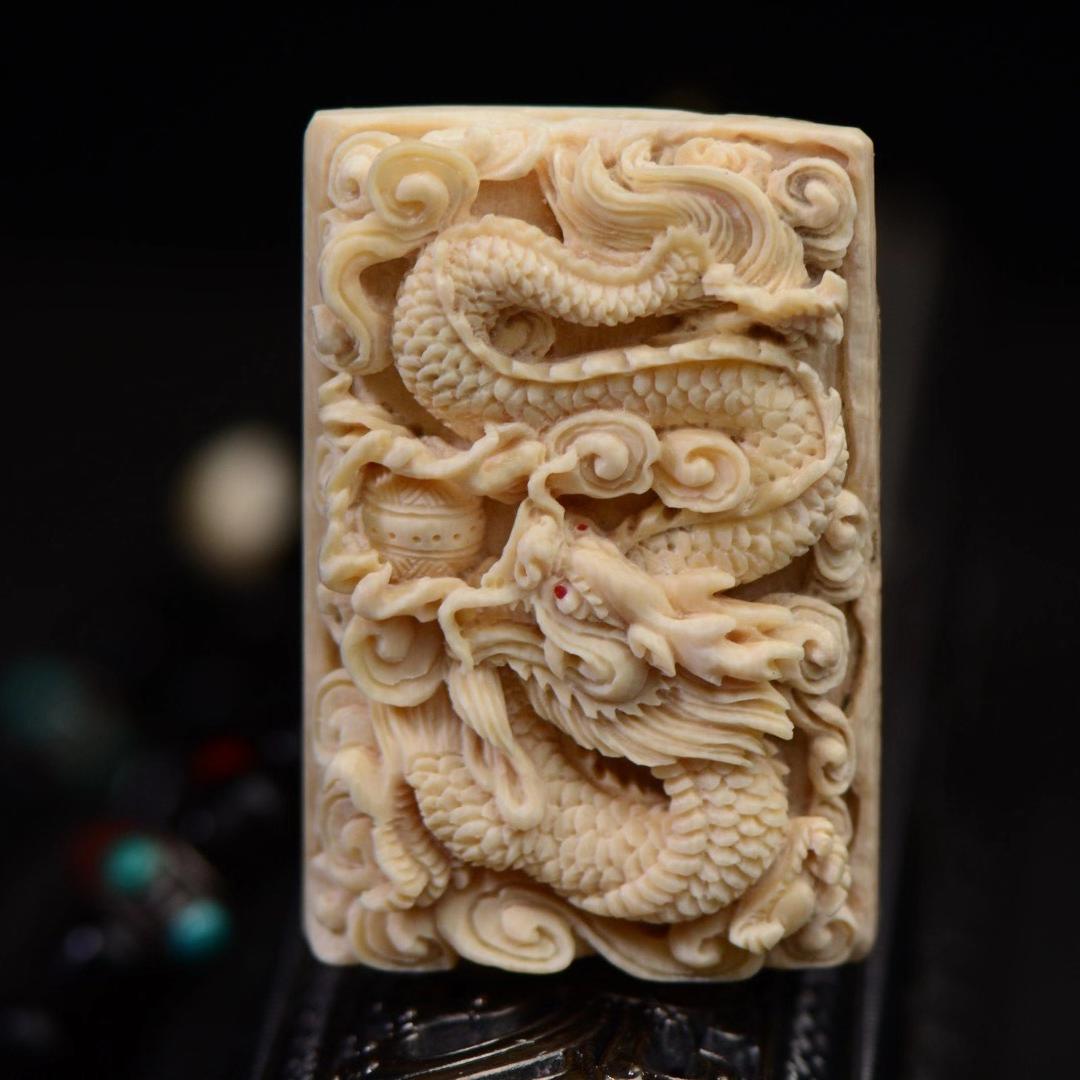 龙腾四海猛犸牙天然材料手工雕刻精品新款吊坠挂牌包挂原皮精雕