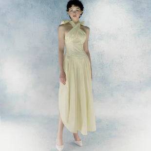 CAMEY 设计感挂脖系带连衣裙 LIU