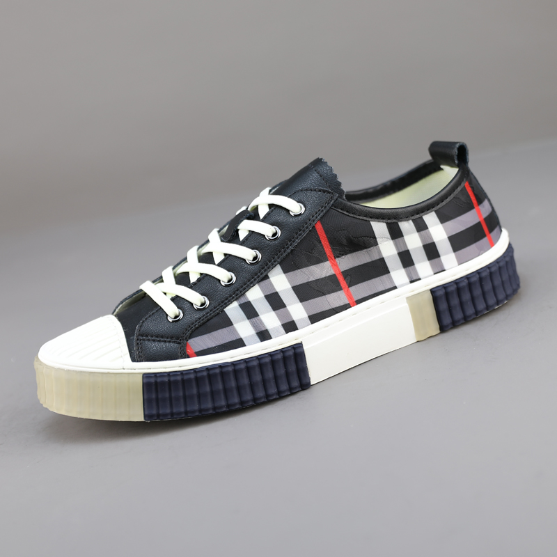 轻便透气时尚休闲板鞋男真皮