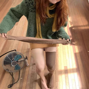 巨巨巨显瘦!!招牌韩模感V领针织衫 显胸大腰细长袖