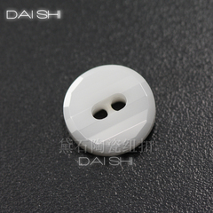 黛石WD892多面批花陶瓷纽扣双孔袖扣白色扣子童装纽扣西服扣定制