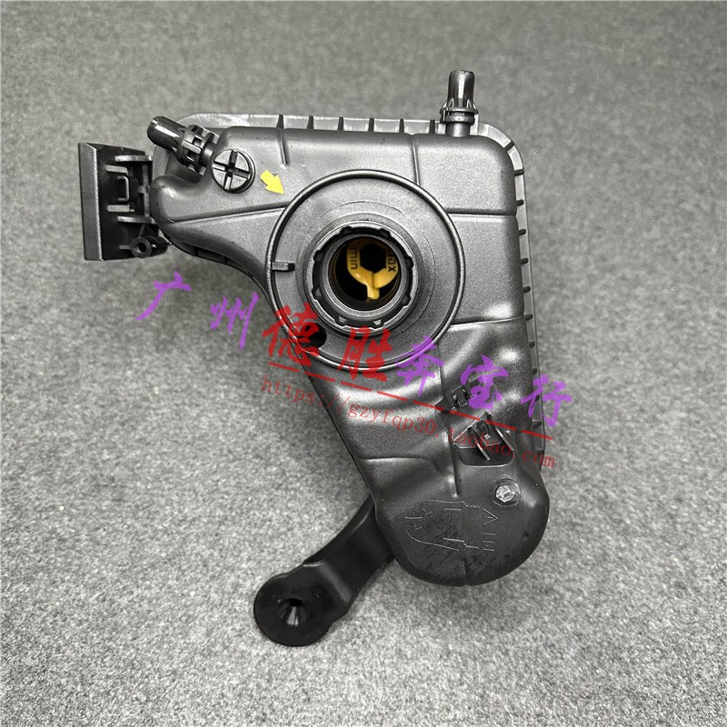 适配宝马3系4系F20 F35 F34 335 120 220 330 320副水箱回水壶B48