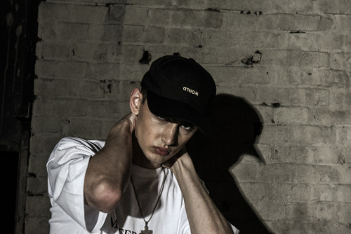 MASTERMIND WORLD 19AW MW2骷髅王经典j潮流MMJ平檐棒球帽金WORLD