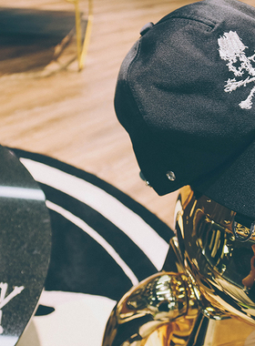 刺绣金属扣弯檐棒球帽