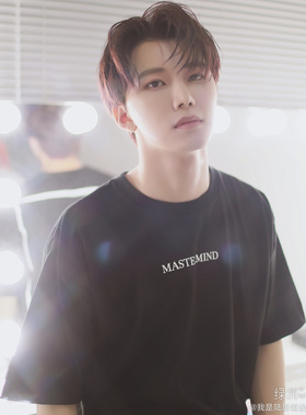 Mastermind World BG1-CR WORLD SQUARE圆领全棉汗衫潮流t恤短袖