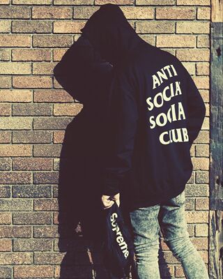 男士黑白带帽卫衣