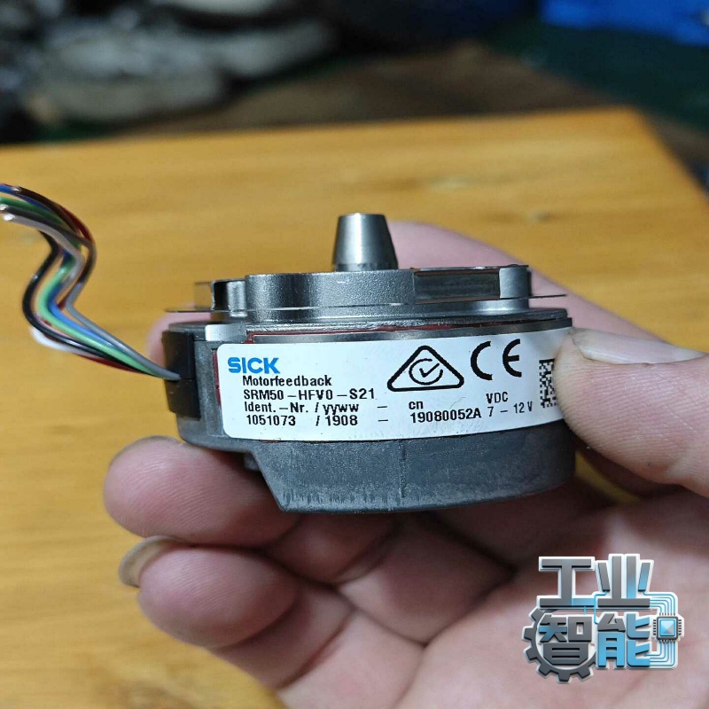 西克编码器SRM50-HFV0-S21二手功能正常实物图-议价